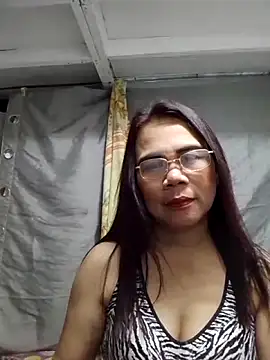 erma_joy's Live XXX Chat