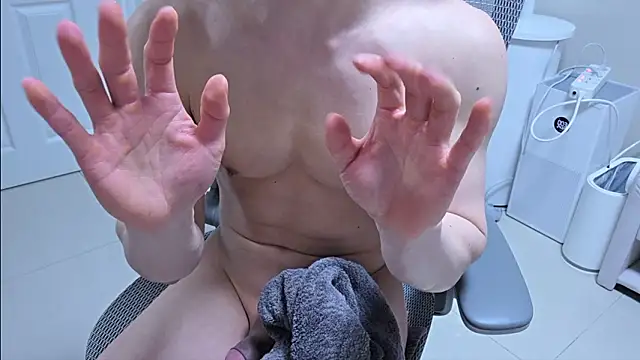 koreanboy2341 webcam show