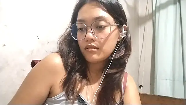 OliviaCarchi's Live XXX Chat