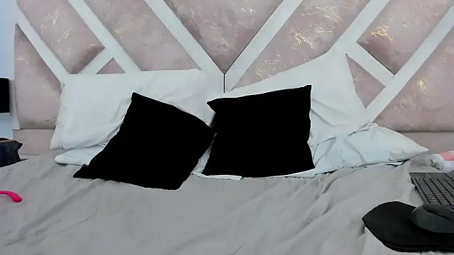 hotmature1 网络视讯表演