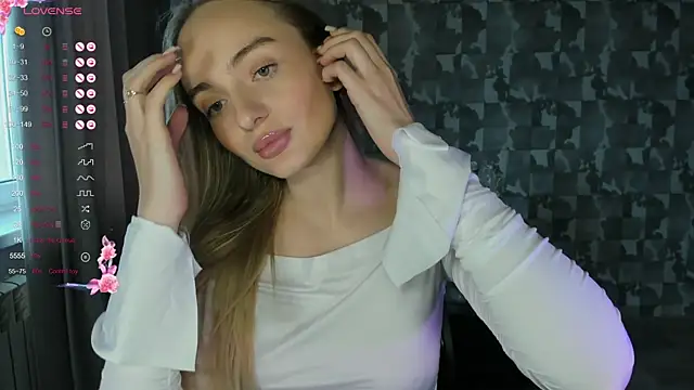 A_delina's Live XXX Chat