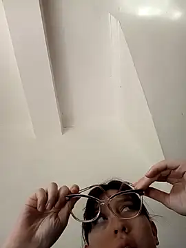 แชท XXX สดของ CoralSmit