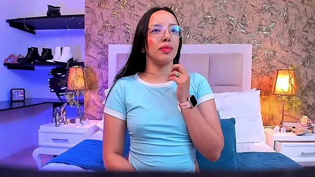 ValkyriaSteel webcam show