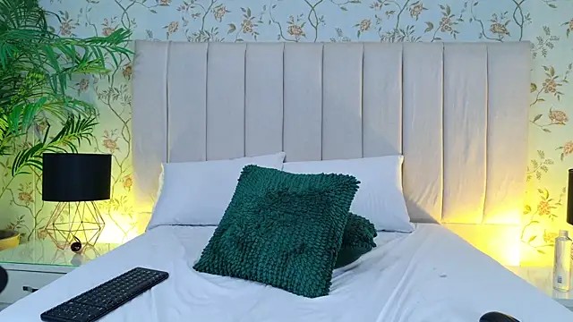 Chat XXX en directo de Carrie_GB