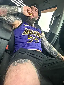 Beardedtattood: вебкам-шоу