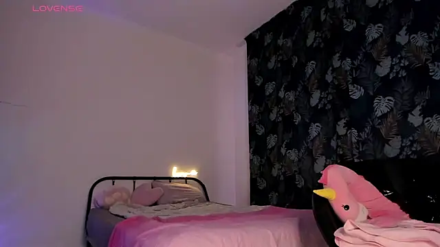 AnnexedPistol লাইভ XXX চ্যাট