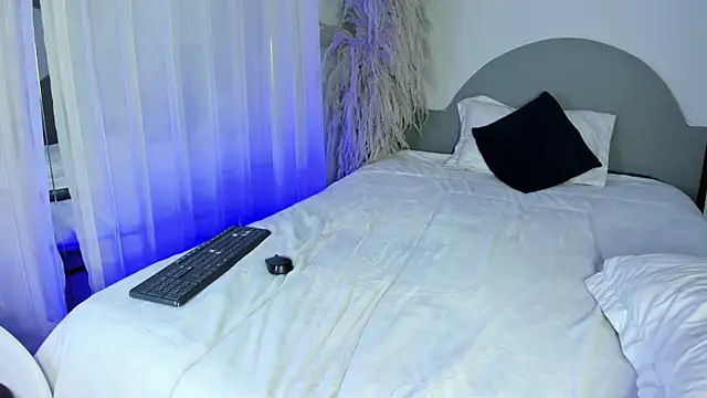 Hada_Blue 即時 XXX 聊天