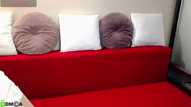 SelinLi élő XXX-chatje