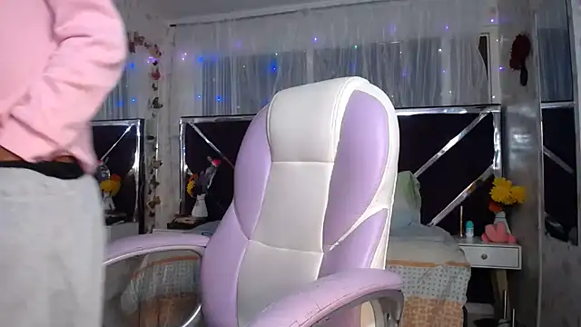 Santy_bigcock_01 Chat XXX live