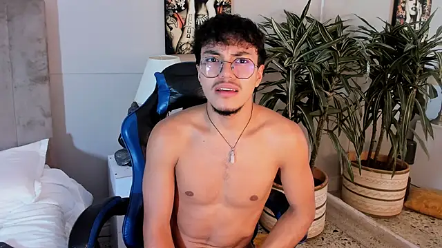 kai_storn Chat XXX live