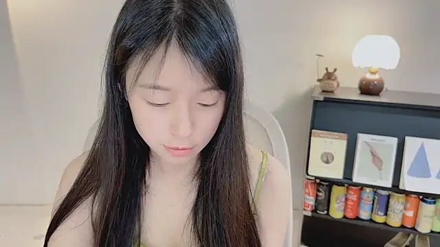Onechestnut's Live XXX Chat
