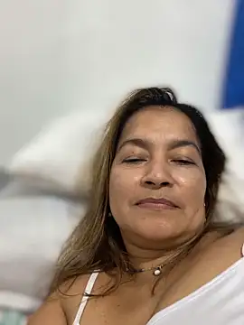 Jlo_69's Live XXX Chat