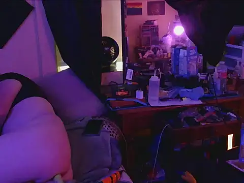 NatashaCox: διαδικτυακό σόου στην κάμερα