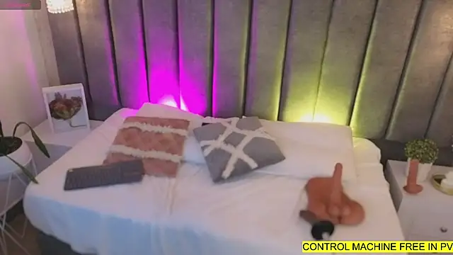 SofiaCortes4's Live XXX Chat