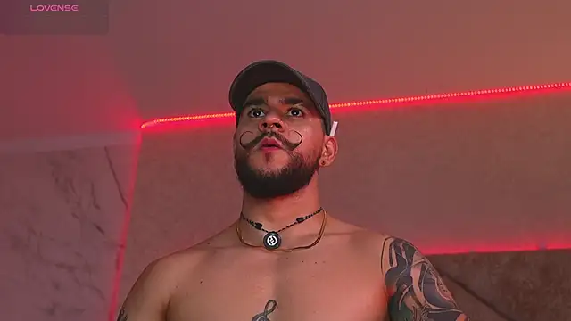 DickGriffith_ – Naživo XXX chat