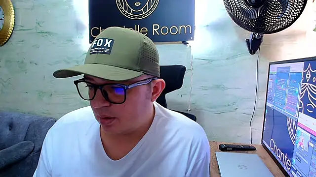 maximo_daddy webkamerás műsora