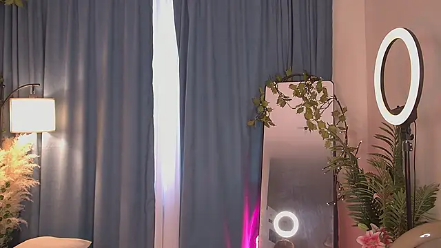 Jennifer_Wiliams: онлайн-секс-чат