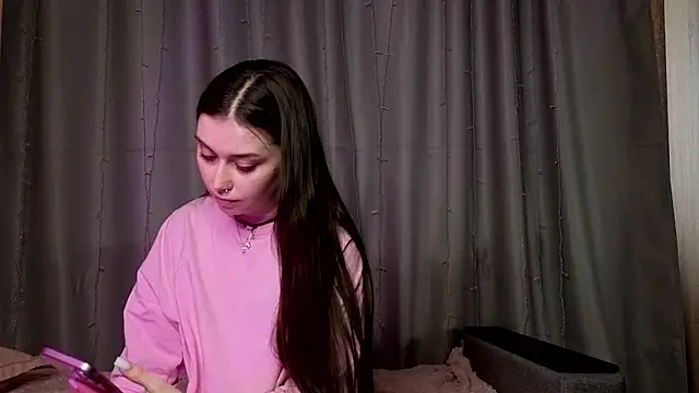 danieliis Adlı Modelin Canlı XXX Sohbeti