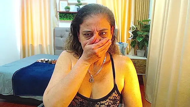 sasi_luna Live XXX-chat