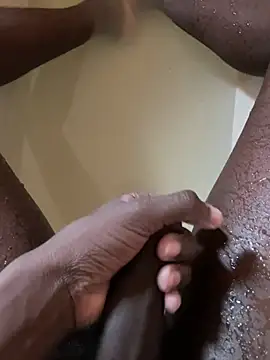 cuttieboii ওয়েবক্যাম শো