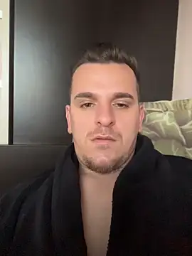 Huge_cock22cm ওয়েবক্যাম শো