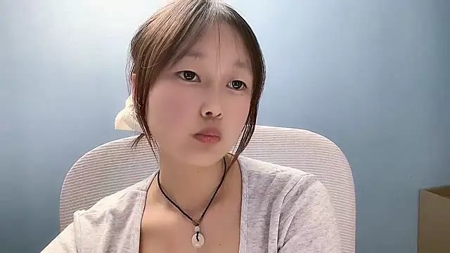 Xiaoqing00 Adlı Modelin Canlı XXX Sohbeti