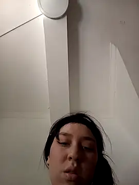 CoralSmit Chat XXX in diretta