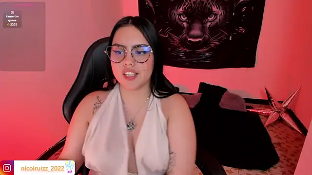 Chat XXX en directo de Nicolle_Ruizz