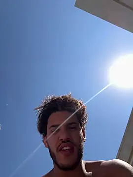 zinzin0302 Show in webcam