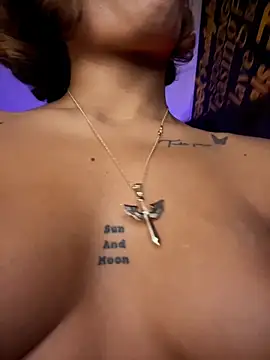 Show webcam de MystiqueXXX