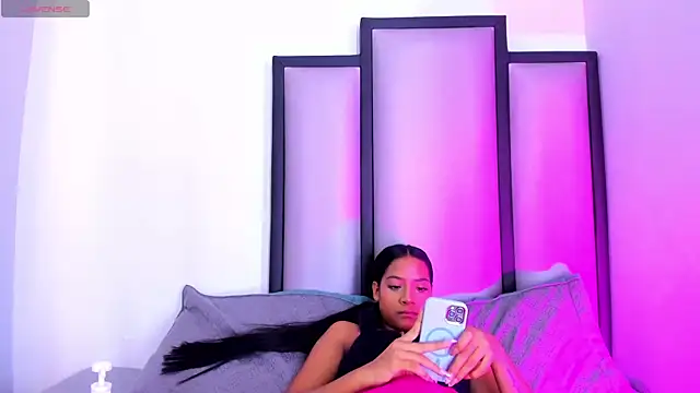 AyshelDoll1's Live XXX Chat