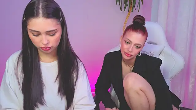 Sofia_Plumpn Webbikameraesitys