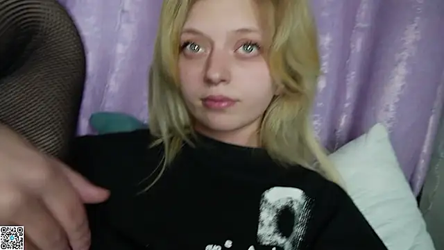 AkinaHarukon Live XXX chat