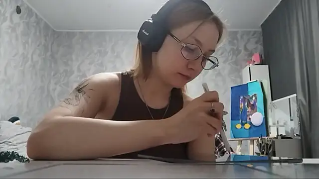 MyungWormington's Live XXX Chat