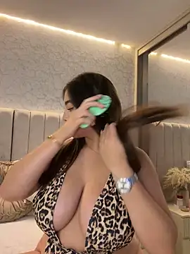 Chat +18 de DannaMarshall ao vivo