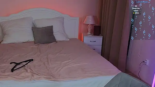 EricaMoonn Chat XXX in diretta