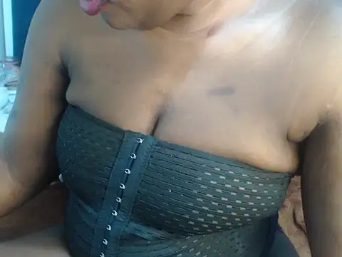 Keesha109 Live XXX Chat