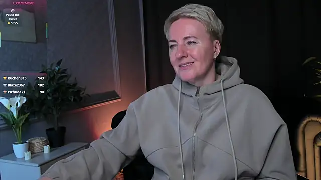 Nika_Smit live XXX chat