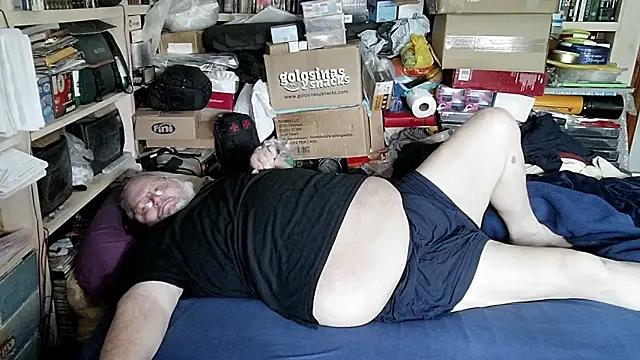 hadeszeuss2 Show Webcam