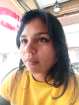 nairovyxのライブXXXチャット