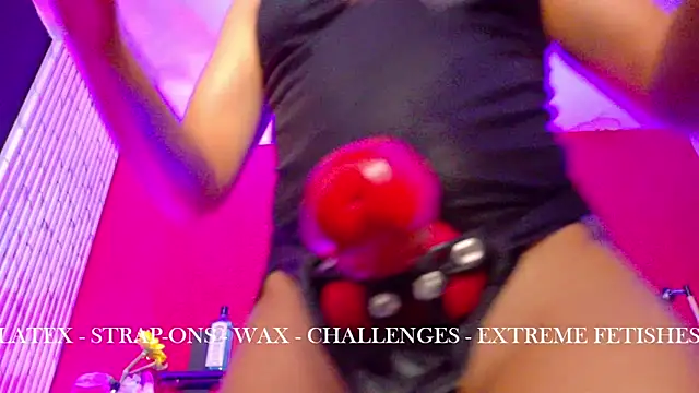 MistressSlut1's Webcam Show