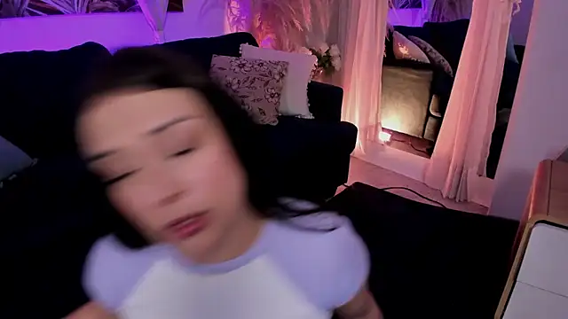 Онлайн чат XXX Nicolle_W