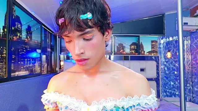 Онлайн чат XXX AlecciaNova