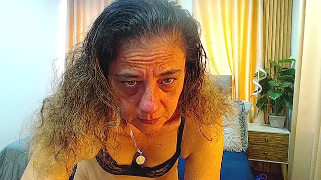 sasi_luna's Live XXX Chat