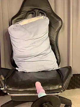 Val12777's Live XXX Chat