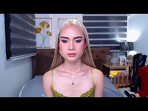 Вебкам-шоу JuicyCockThea