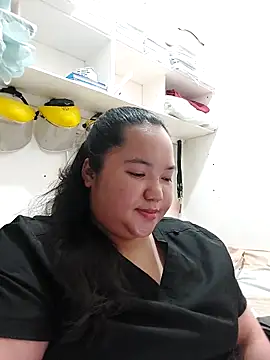 LianaCruzado's Live XXX Chat