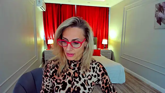 MuseOfStage live XXX chat