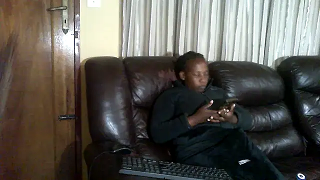 Sky-Diamond: απευθείας συνομιλία ΧΧΧ