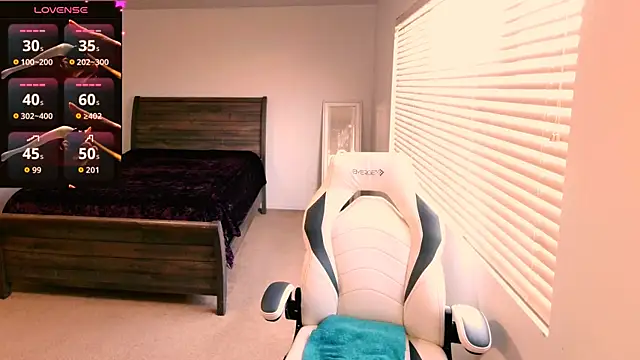 britteebee's Webcam Show